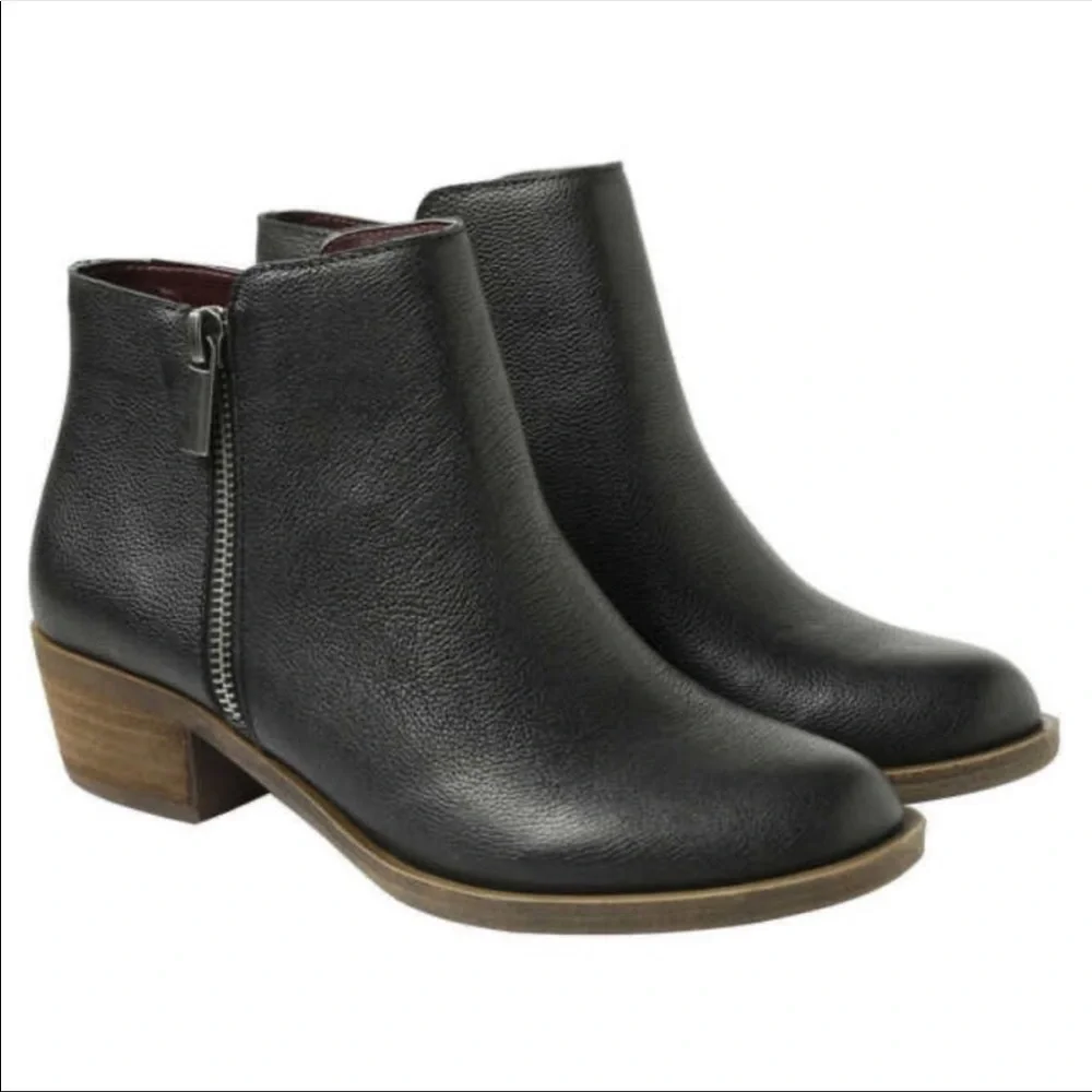 Kensie Ghita Size 6.5 Black Short Ankle Leather Boots